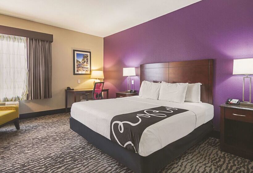 هتل La Quinta By Wyndham Fresno Northwest