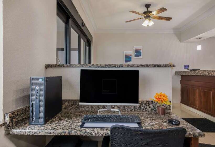 هتل Mainstay Suites Joliet I80