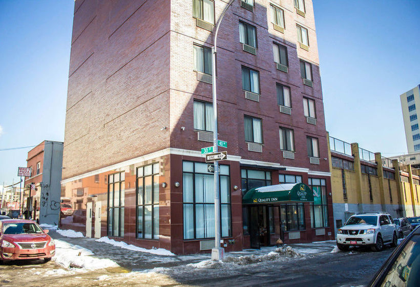 فندق Quality Inn Long Island City  Queensboro Bridge