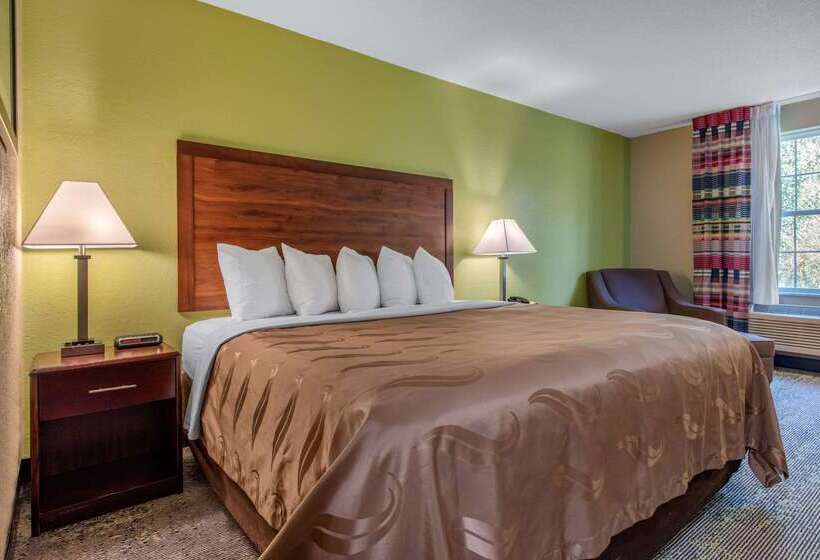 فندق Quality Inn