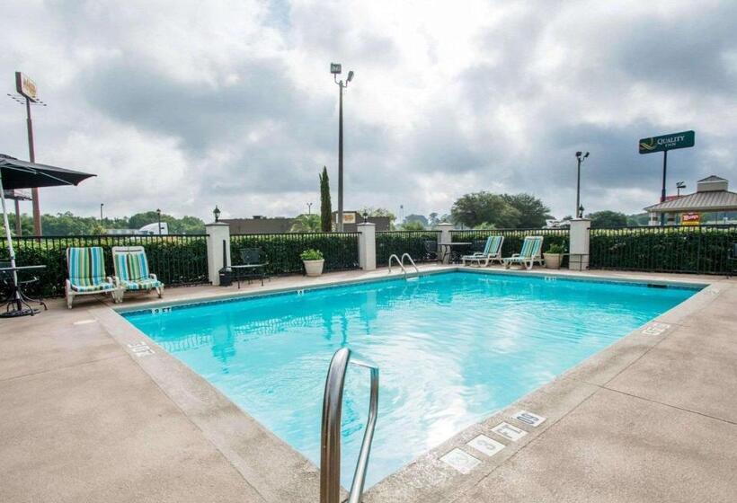 בית מלון כפרי Quality Inn Prattville I65