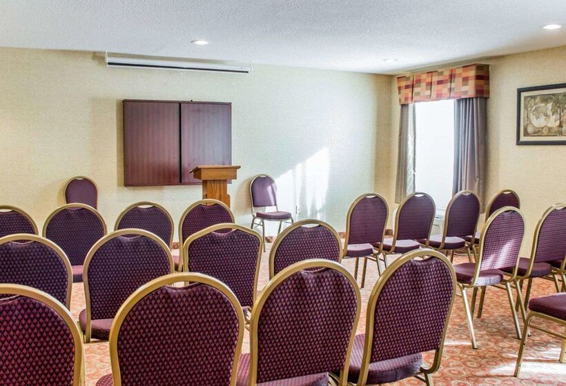 هتل Quality Inn Raleigh Downtown