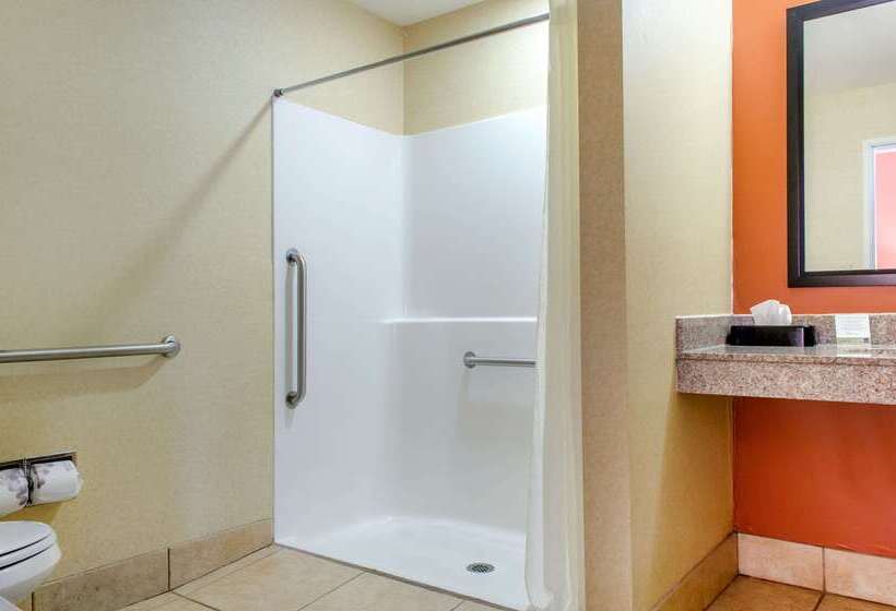 هتل Spark By Hilton Montgomery Eastchase