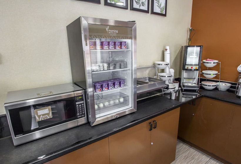 Отель Sleep Inn Brooklyn