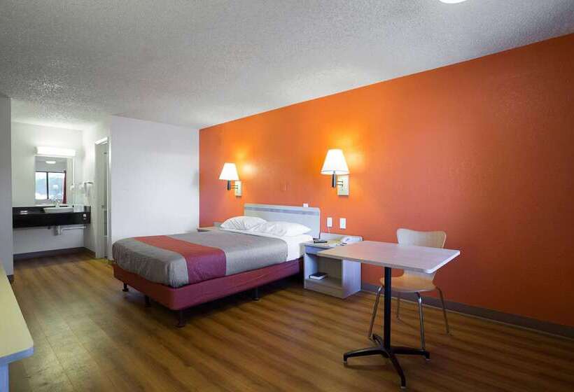 Motel 6 Kingman, Az  Route 66 West