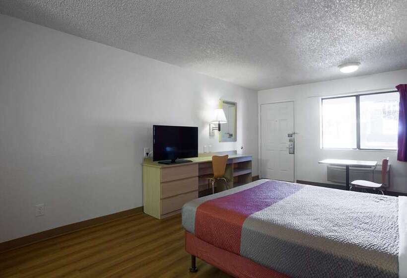 Motel 6 Kingman, Az  Route 66 West