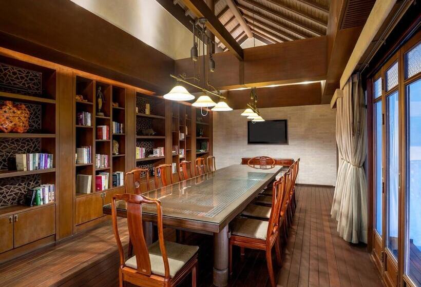 استراحتگاه The Lamai Samui