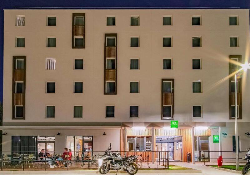 Отель Ibis Styles Albertville