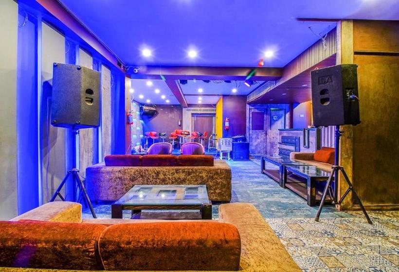 Fabhotel White Klove Paharganj