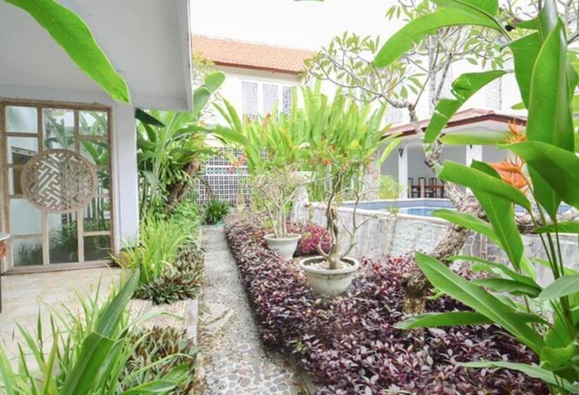 هتل Abian Biu Mansion