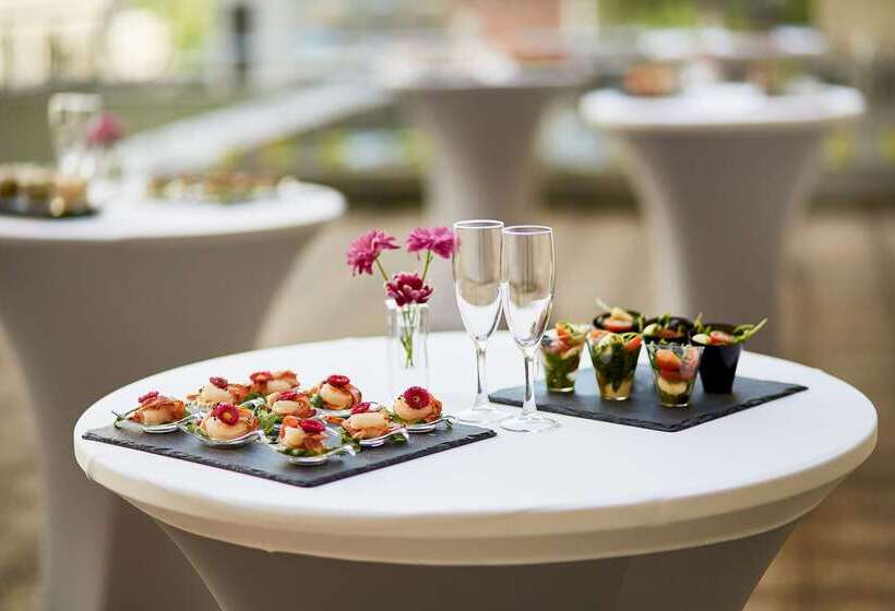 Отель Campanile łódź