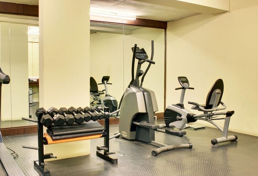 Upar Hotels Indiranagar