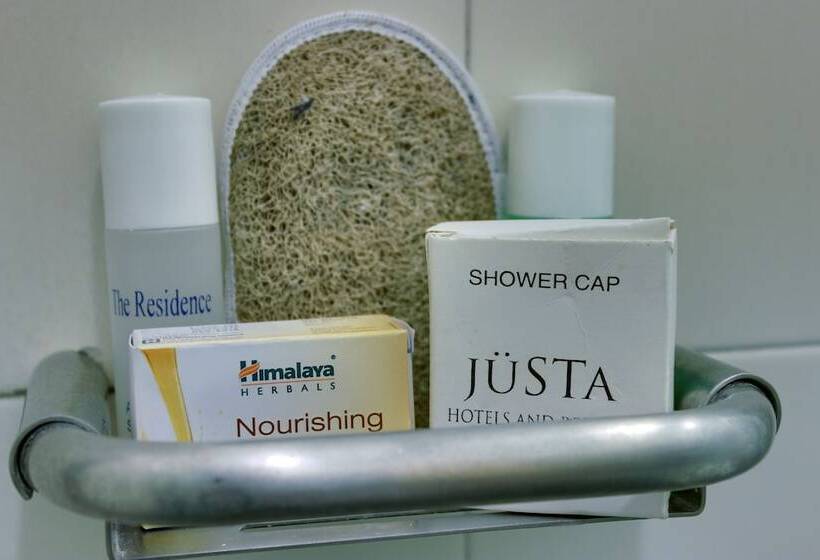 Upar Hotels Indiranagar