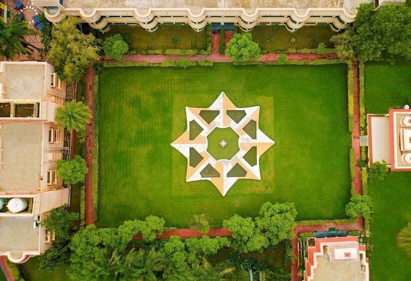 ホテル Jüsta Rajputana Resort & Convention Centre, Udaipur