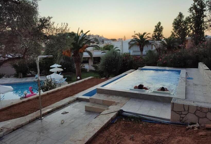 فندق Kyriaki