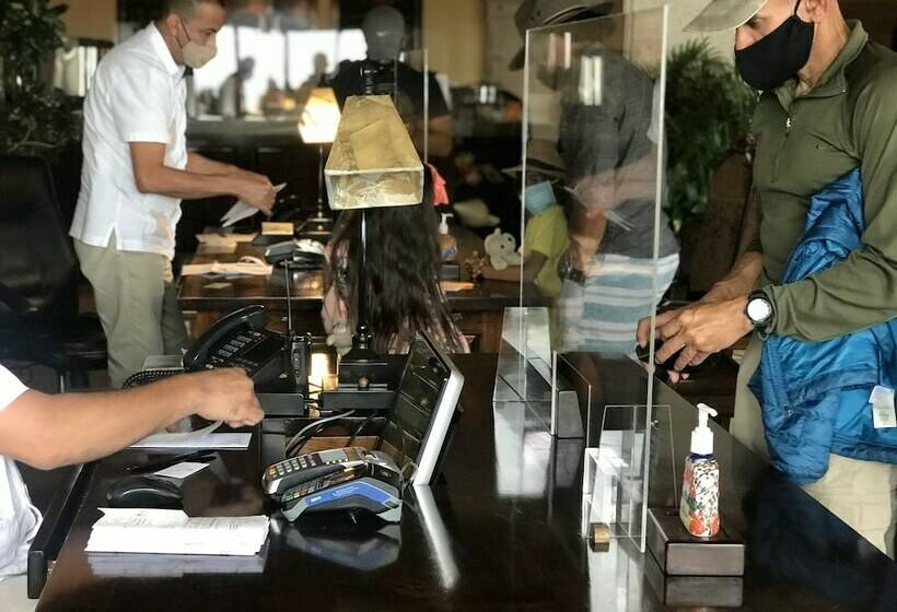 هتل La Mision Loreto