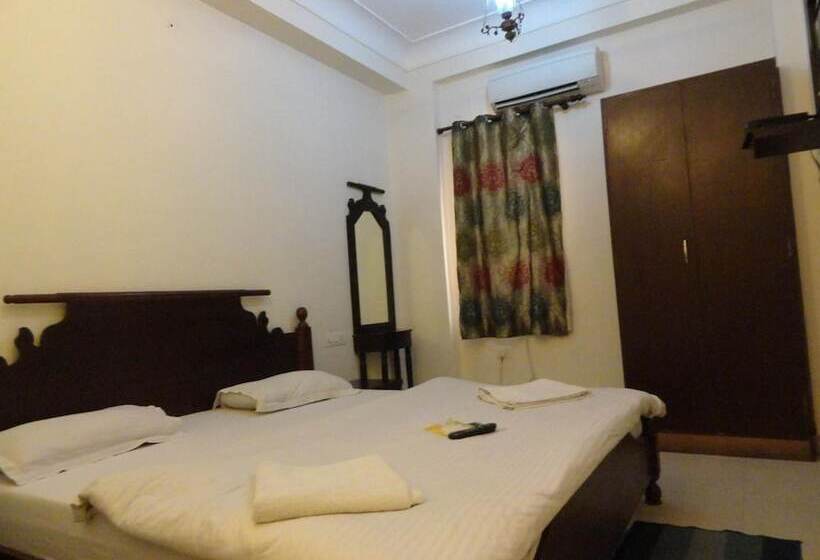 فندق Maya International