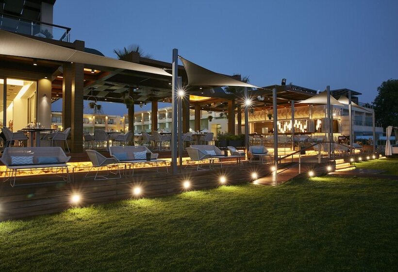 هتل Minoa Palace Resort