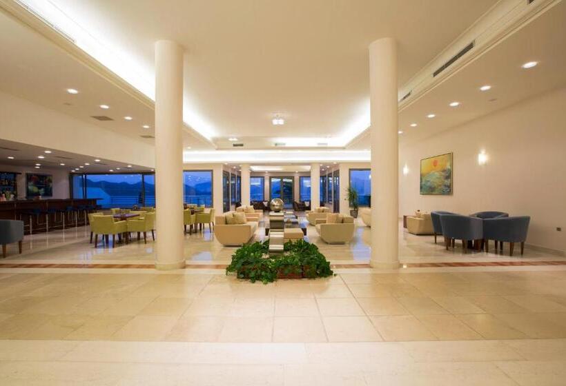 هتل Porto Galini Seaside Resort & Spa
