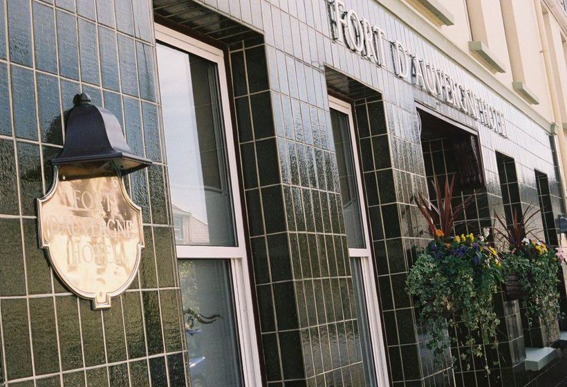 בית מלון כפרי Fort D Auvergne