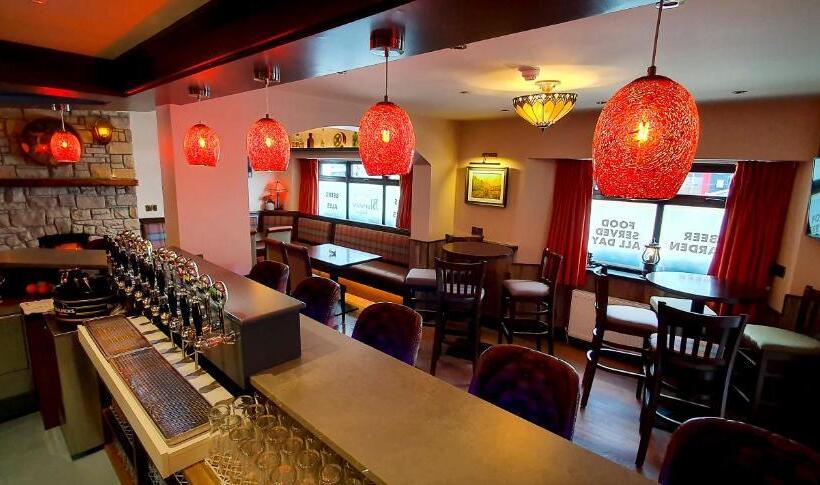 مبيت وإفطار The Leitrim Inn And Blueway Lodge