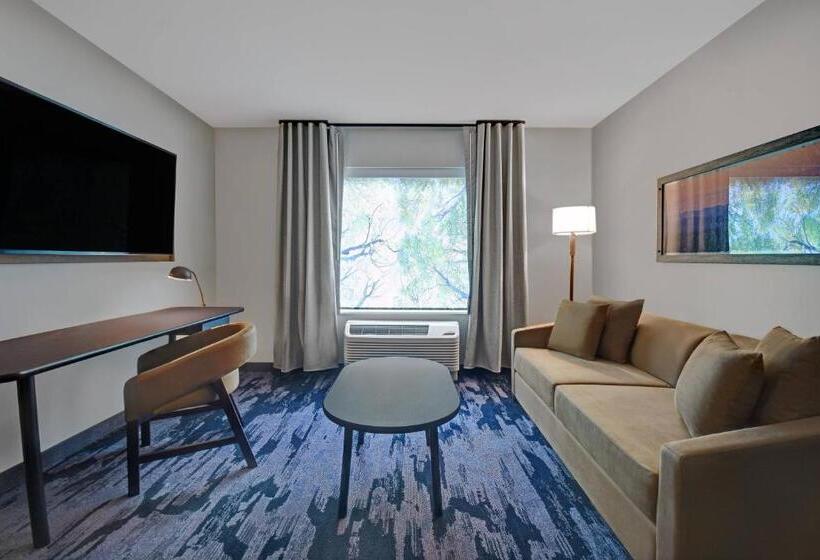 Отель Fairfield By Marriott Inn & Suites Mansfield
