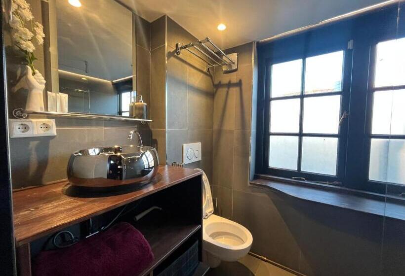 צימר The Enlightened House Luxury Suites