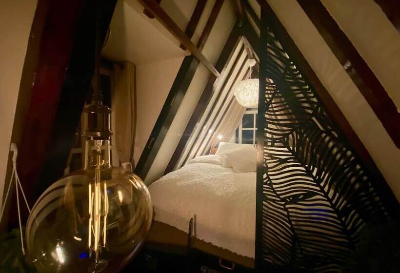 צימר The Enlightened House Luxury Suites