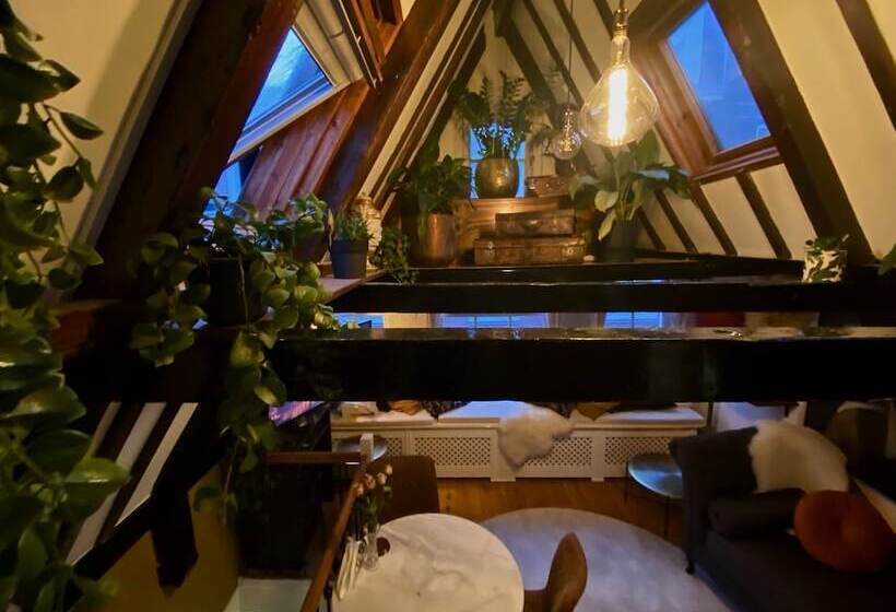 צימר The Enlightened House Luxury Suites