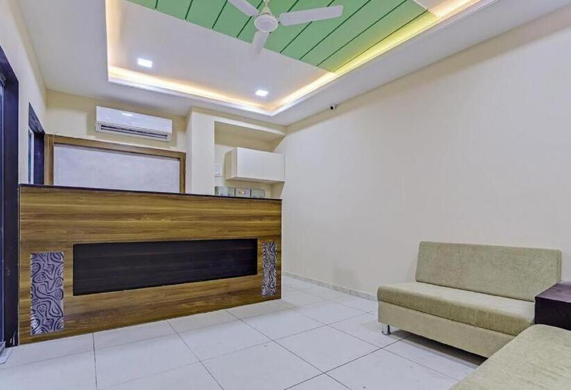 فندق Shiv Inn Vadodara