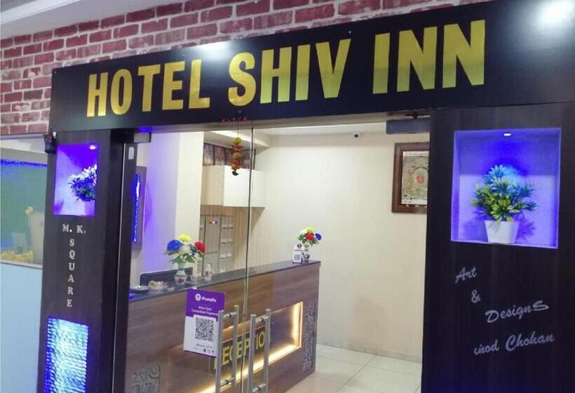فندق Shiv Inn Vadodara
