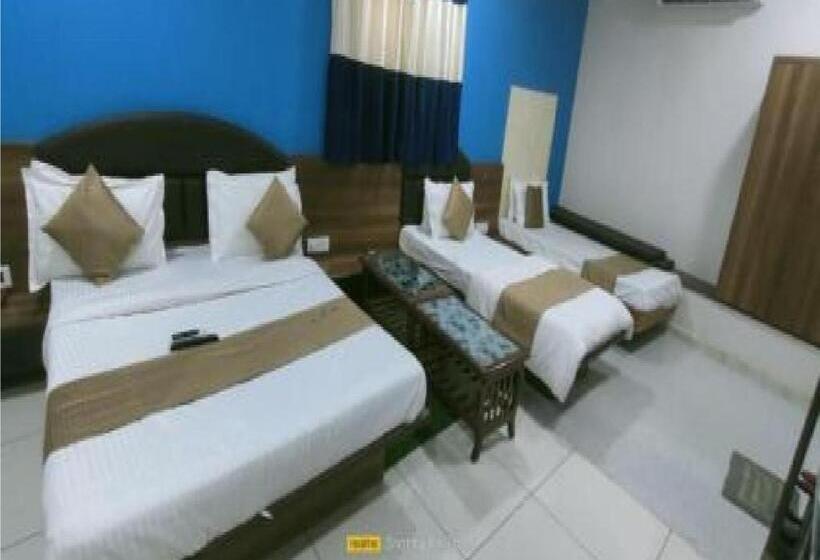 فندق Shiv Inn Vadodara