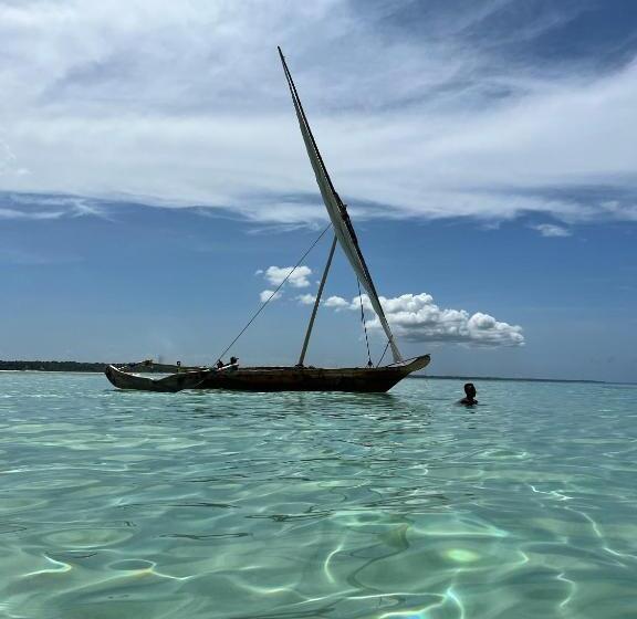 בית מלון כפרי Sky & Sand Zanzibar