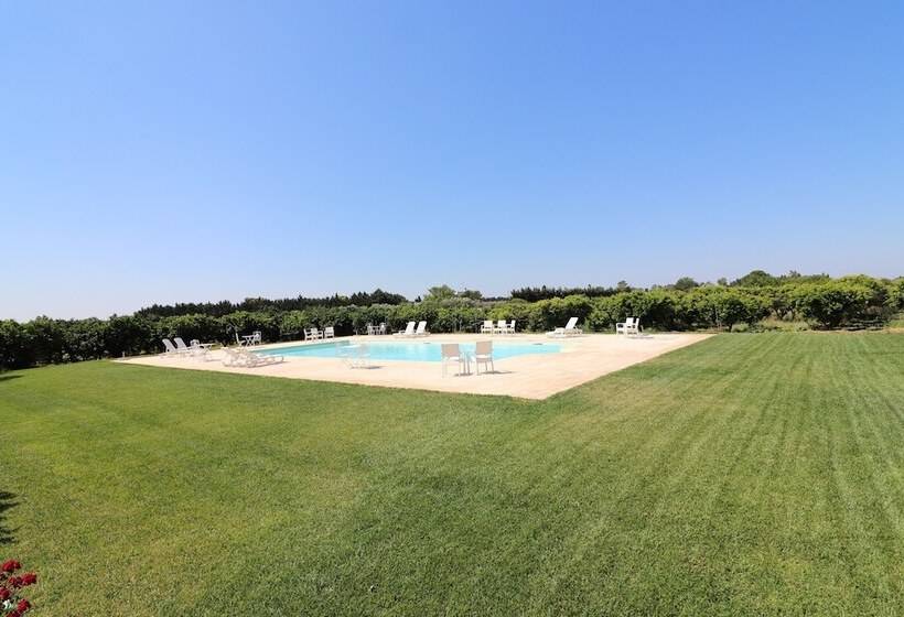 پانسیون B B With Swimming Pool Tenuta Agrumi Del Salento Triple Deluxe Citrus Attic