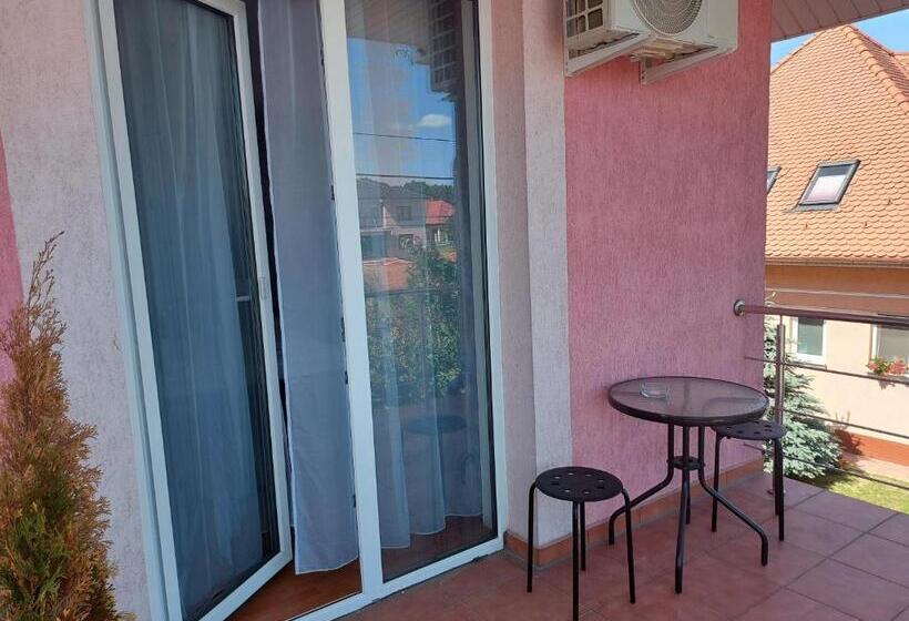 پانسیون Casa Eric