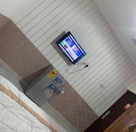 פנסיון Maxjen Haven Guest House