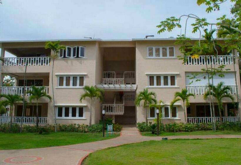 پانسیون Room In Guest Room   Mono Local Apartment Type Private Garden Boca Chica Resort