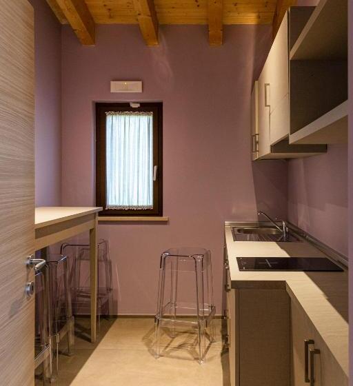 منتجع Antico Borgo Molino 7cento Vicino Ai Giardini Di Ninfa
