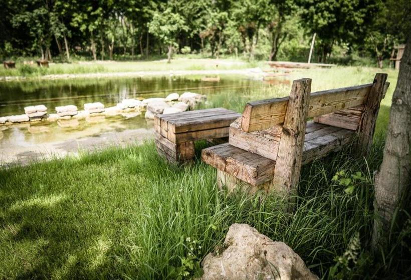 مبيت وإفطار Pajta Apartman és Vendégház