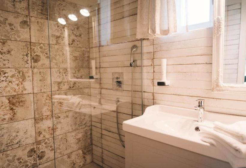 مبيت وإفطار Pajta Apartman és Vendégház