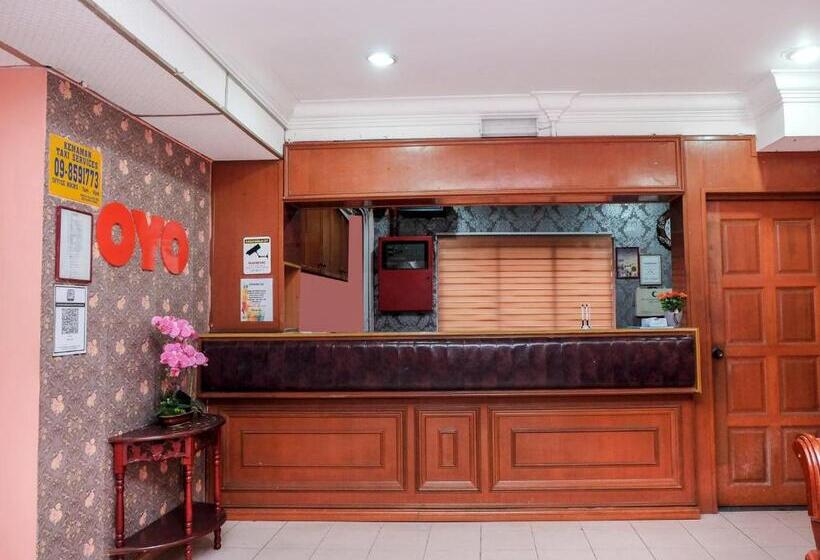 فندق Oyo 90167  Tiara