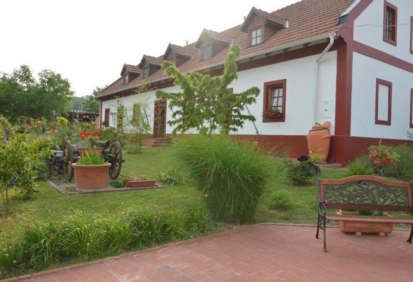 צימר Régi Csárda és Panzió