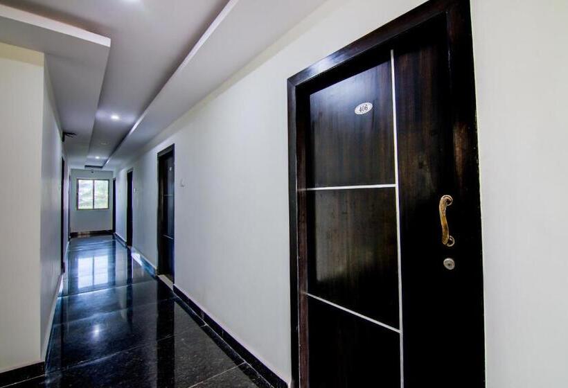 בית מלון כפרי Super Collection O Ramachandra Residency