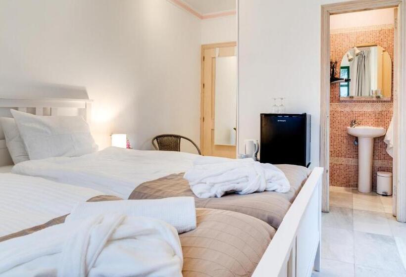 Hostal Alegre
