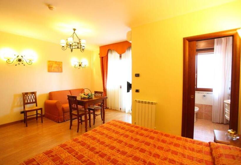 בית מלון כפרי Altea Suites