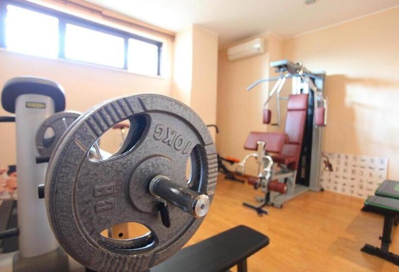 בית מלון כפרי Altea Suites