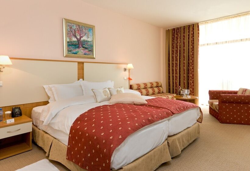 هتل Apollo Spa Resort   Ultra All Inclusive, Indoor And Outdoor Pools & Free Beach
