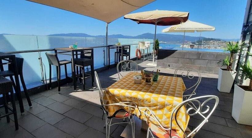 هتل Silken Axis Vigo