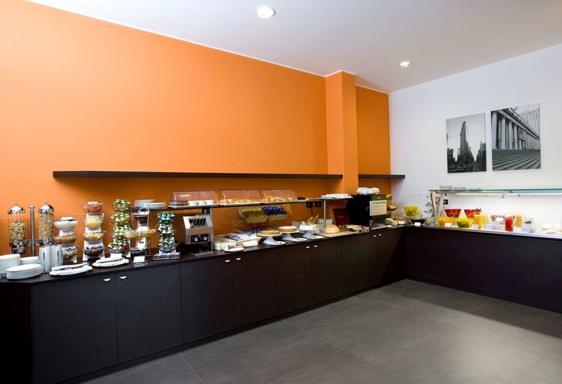 هتل Hilton Garden Inn Lecce