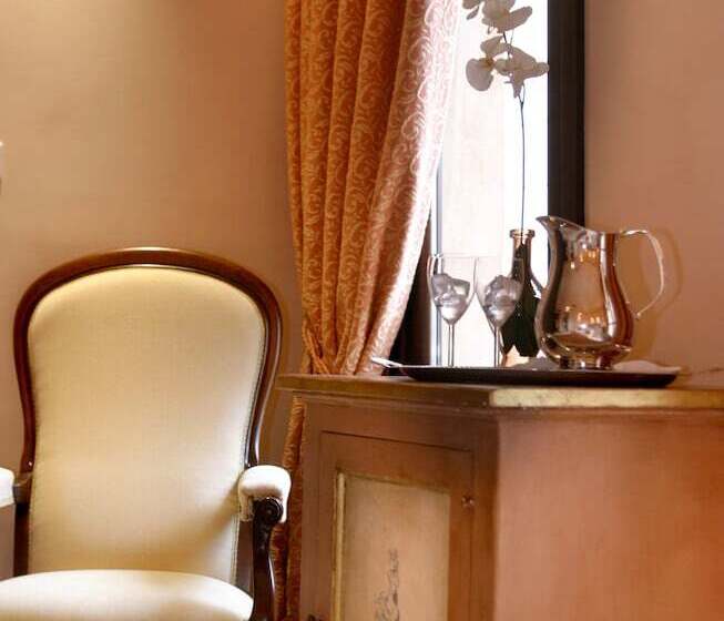 هتل Le Convivial Luxury Suites & Spa